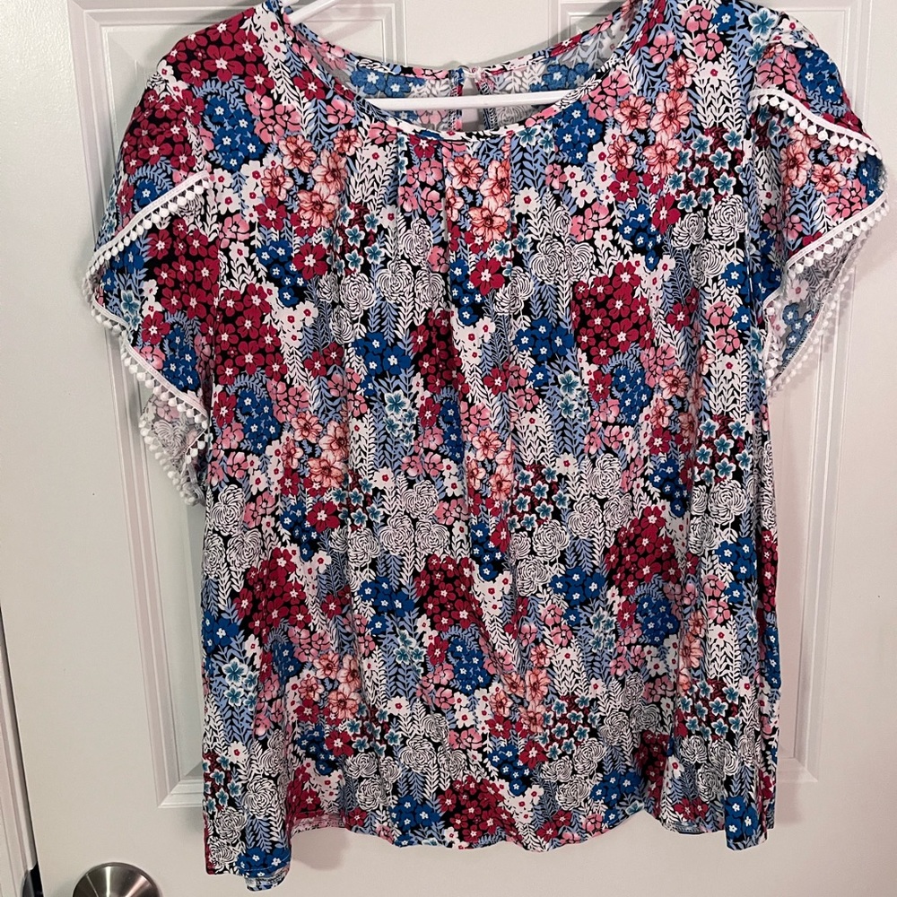 Shein curve short sleeve top